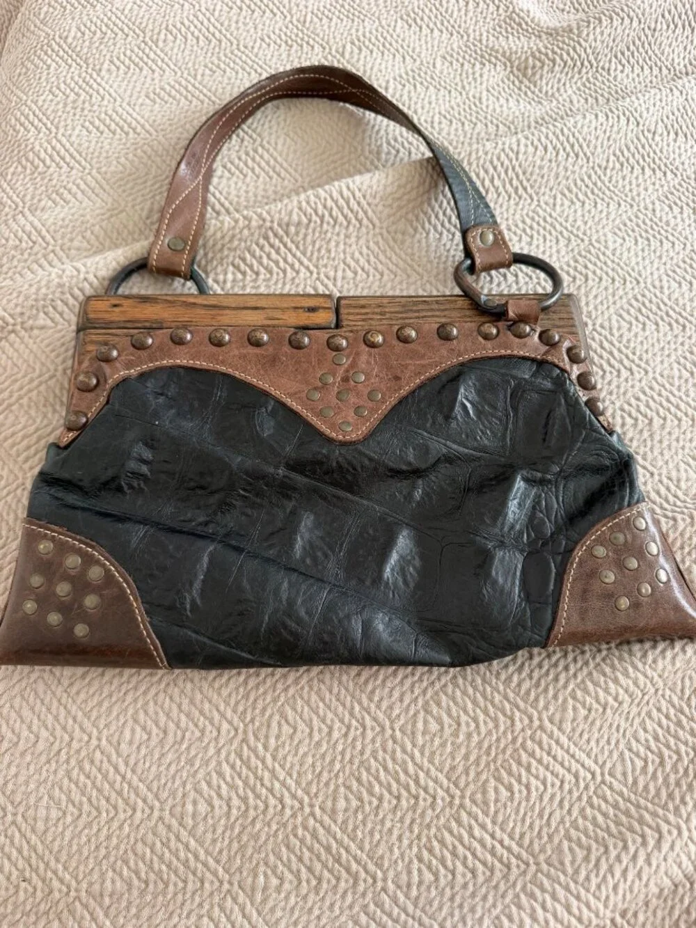 Artisan Made Vintage Womens Leather Wood Frame Studded Hand/Shoulder Bag Boho
